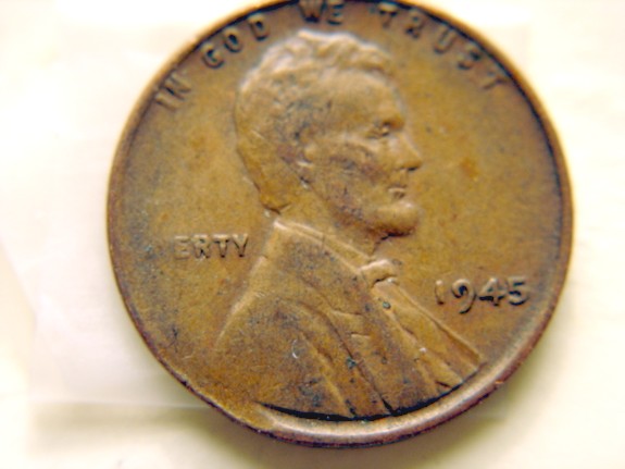 1945-Lincoln-Wheat-Cent,-Struck-Thru-Or-Post-Mint-Damage?